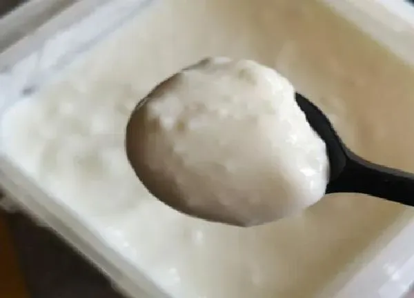 植物浇水|酸奶可以直接浇花吗 喝剩下的酸奶浇花的正确方法