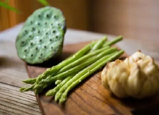 食用技巧|芦笋怎么削皮快 炒芦笋要不要去掉皮