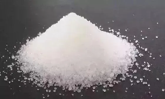 植物施肥|磷酸二氢钾多少天喷一次，磷酸二氢钾多长时间施一次见效）